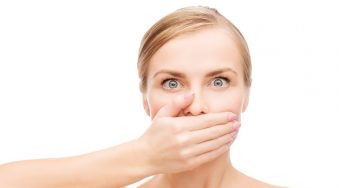 Top 10 Bí quyết chữa hôi miệng hiệu quả nhất tại nhà