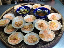 Top 10 Quán ăn vỉa hè ngon nức tiếng ở Huế