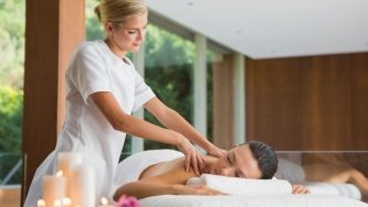 Top 10 địa chỉ massage trị liệu, phục hồi sức khỏe tốt nhất ở TP.HCM