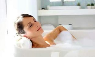 Top 5 Thói quen xấu nên bỏ khi tắm không phải ai cũng biết