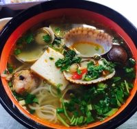 Top 9 Món ăn ngon nhất khu ẩm thực chợ Hồ Thị Kỷ, TP. Hồ Chí Minh